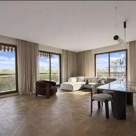 Daire 3br La Muette Tour Eiffel Ranelagh Garden Paris