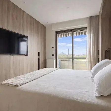 3br La Muette Tour Eiffel Ranelagh Garden